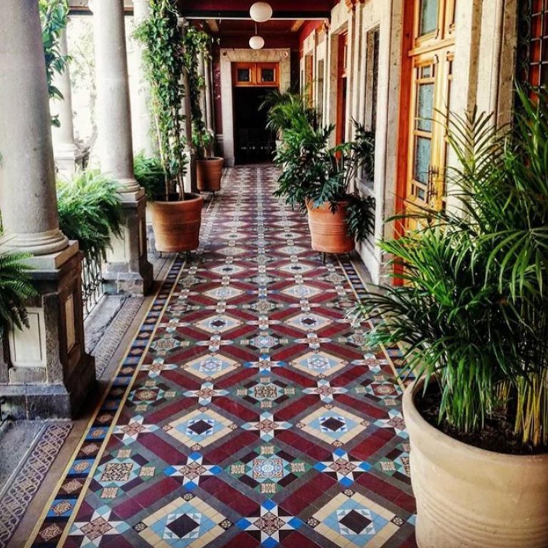 161693756 3563530310422307 2749356068593830278 n 768x768