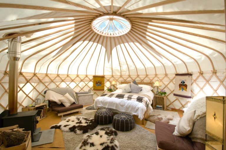 16 ft yurt 1536x1020 1 768x510